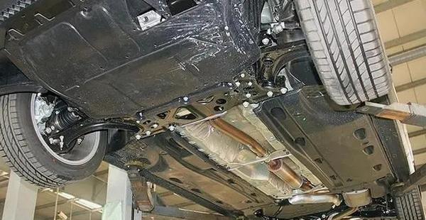 汽車底盤壞了怎么維修