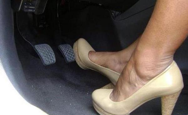 高跟鞋開車扣多少分