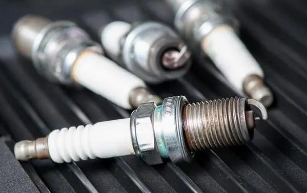 汽車火花塞那種好?哪種火花塞性能最好