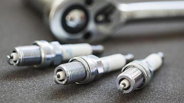 汽車火花塞多久更換一次