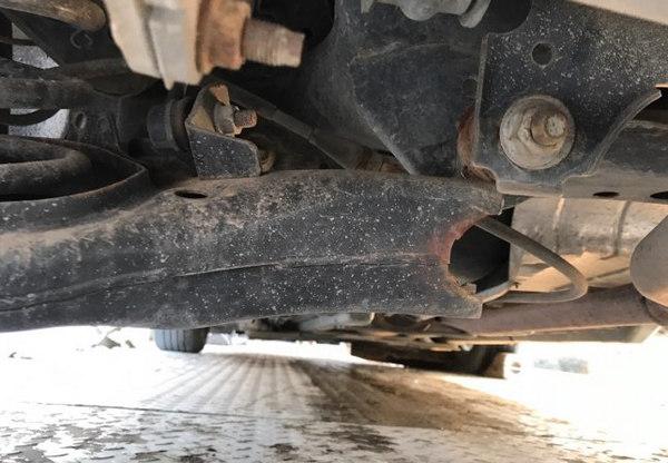 汽車懸掛斷裂會是什么后果?