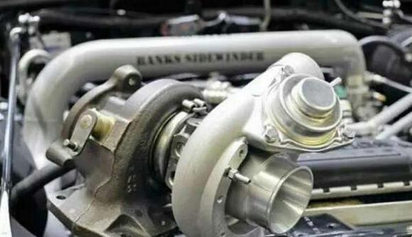 自然吸氣和渦輪增壓哪個起步快