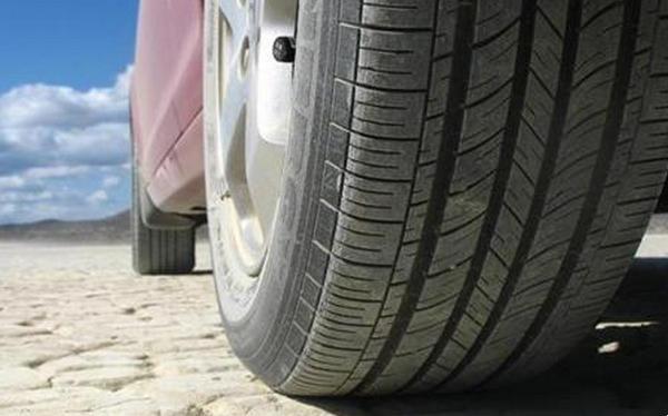 輪胎花紋越多越耐磨嗎