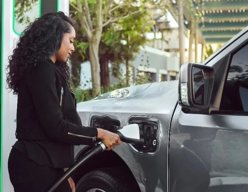 通向更美好的世界之路：福特汽車發布2023年度公司綜合年報告