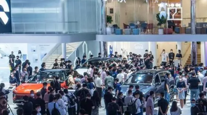 汽車價格戰，消費者卻“看的多、下單的少”？