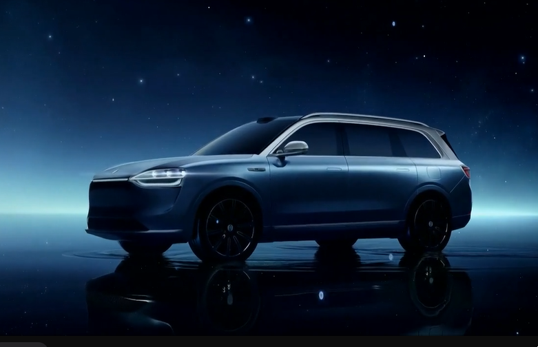 問(wèn)界M9開啟預(yù)售