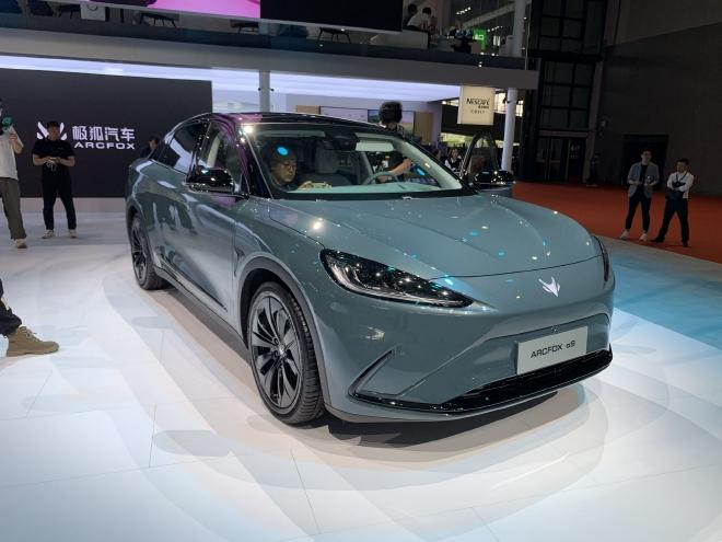 新車阿爾法S(ARCFOX αS)森林版