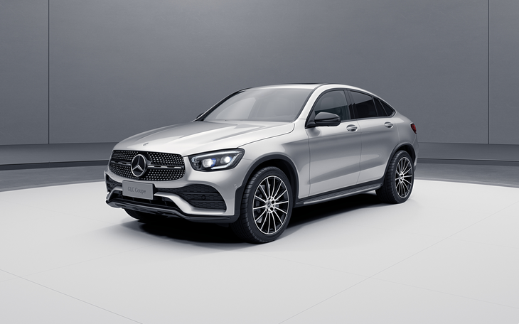 一款轎跑SUV，憑借其時(shí)尚的外觀、流暢的操控性。