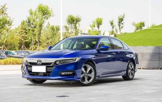 雅閣定速巡航如何使用