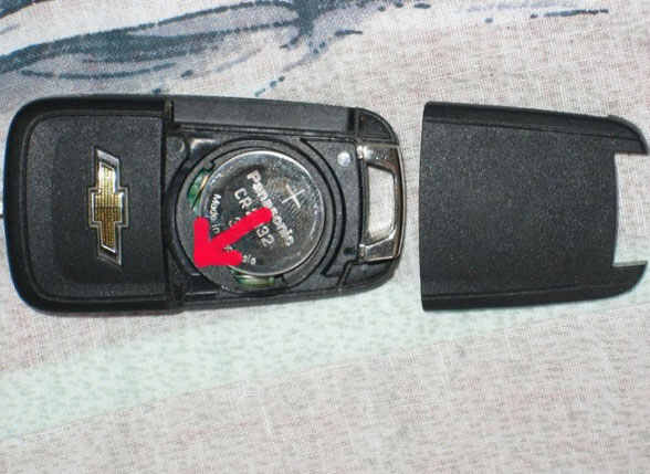 一鍵啟動(dòng)的車可以用鑰匙啟動(dòng)嗎（車鑰匙沒(méi)電如何辦一鍵啟動(dòng)開(kāi)不了咋辦）