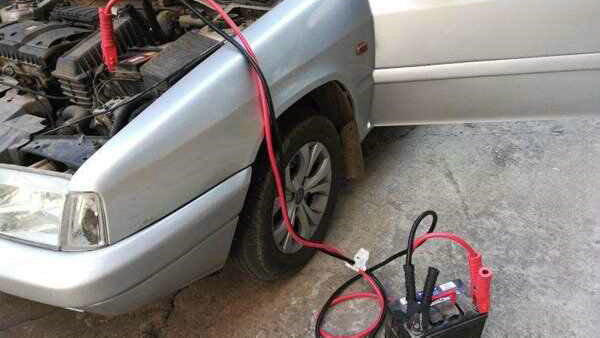 小車沒電了怎么啟動 小車沒電了怎么啟動