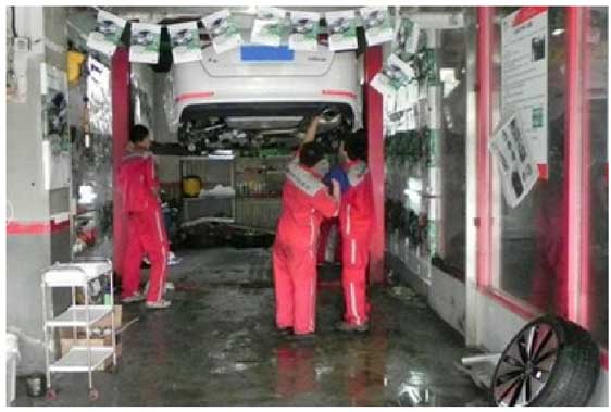 【汽車底盤裝甲怎么做的 汽車底盤裝甲詳細施工步驟教程（圖）】圖3