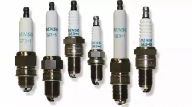 汽車出現這4種癥狀，說明你該換火花塞了！