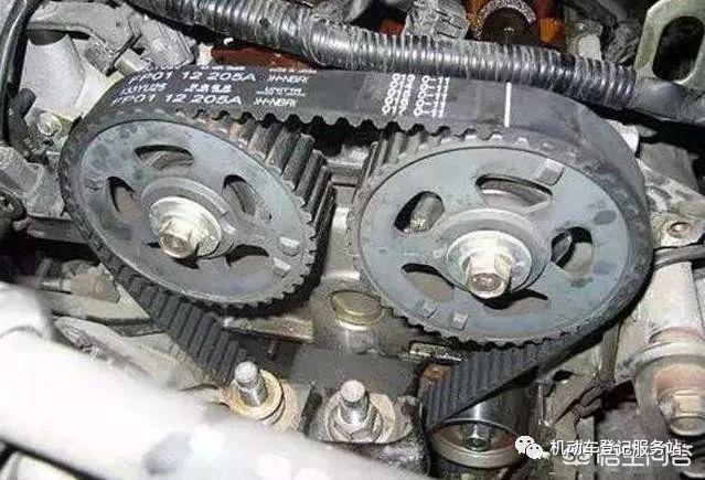 如何查看汽車的發動機是正時鏈條還是正時皮帶？