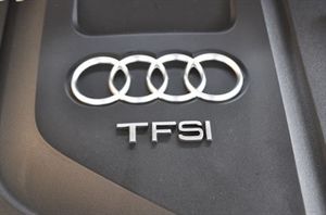 汽車后面屁股上的標識含義解析