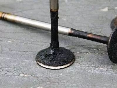 燃油寶清除積碳有用嗎