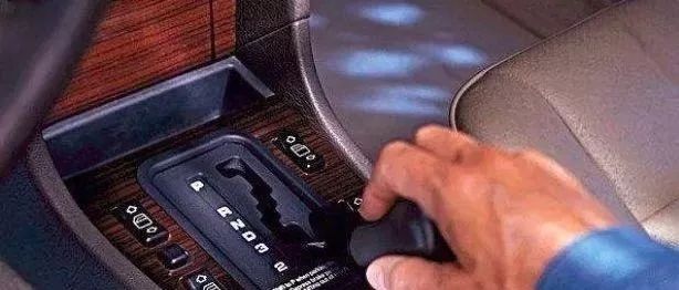 發動機缸數越少越省油？大排量就一定費油？不要被這些騙了