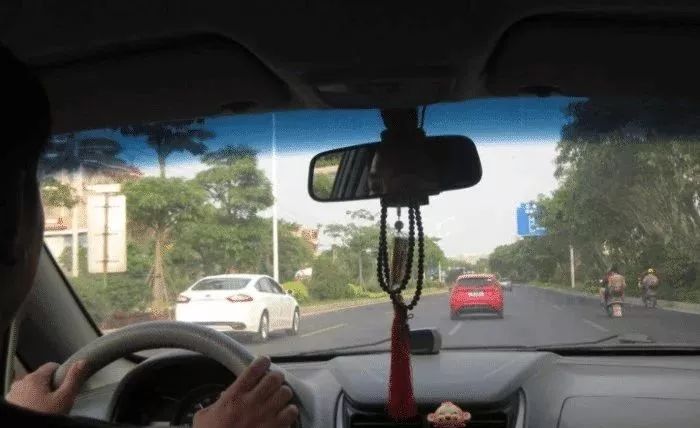 換輪胎要做四輪定位嗎 看看4S銷售怎么