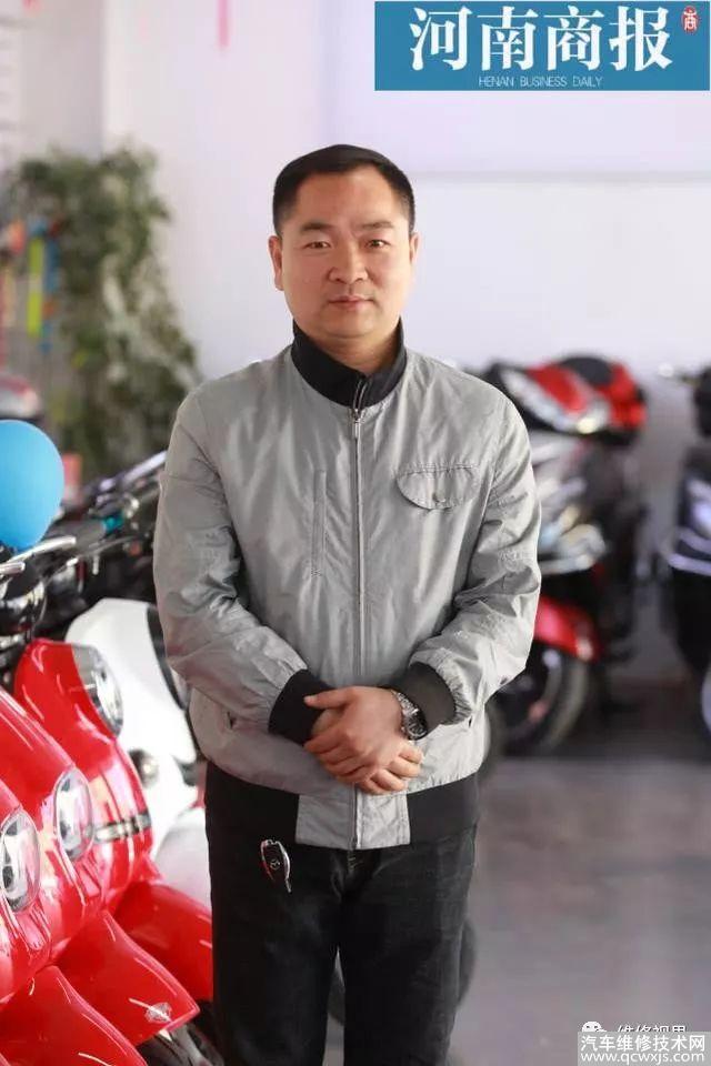 誰說賣電動車不賺錢？某銷售一年賣16萬輛，平均一天438輛