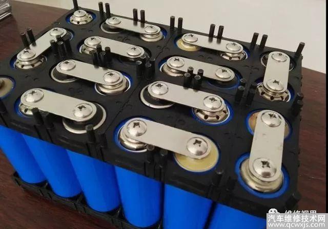 電動車一組5塊電池，如何測量判斷其中哪一塊是壞的？