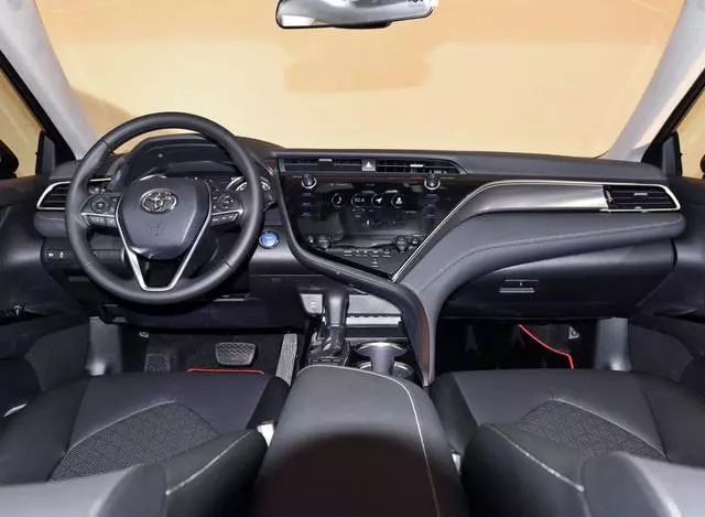 什么車適合大叔開 40歲大叔必買的三款轎車價格基本在20-30萬