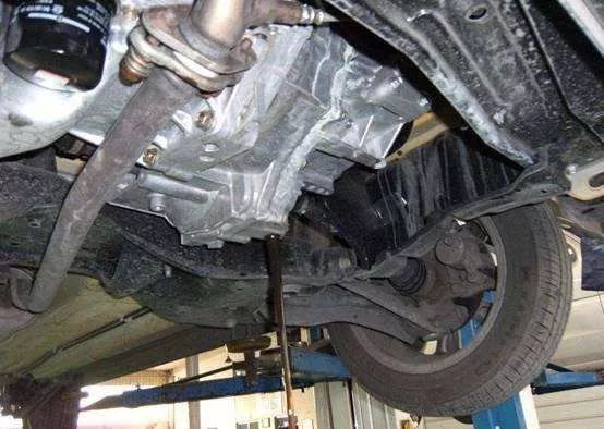 最全汽車各個部件的更換周期表，快收藏！