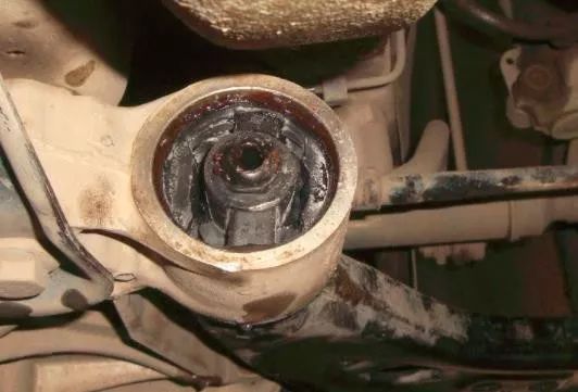 最全汽車各個部件的更換周期表，快收藏！