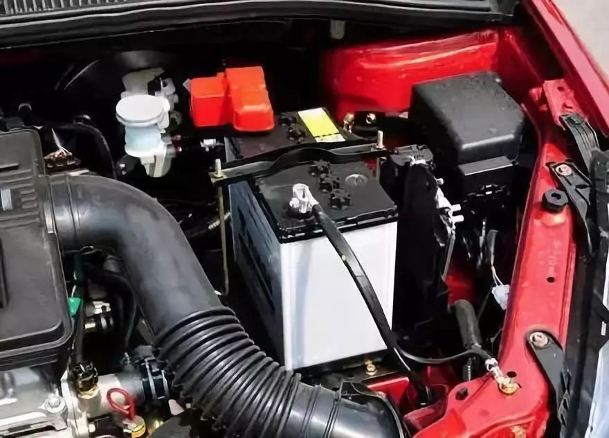 汽車蓄電池快沒電的幾大征兆 