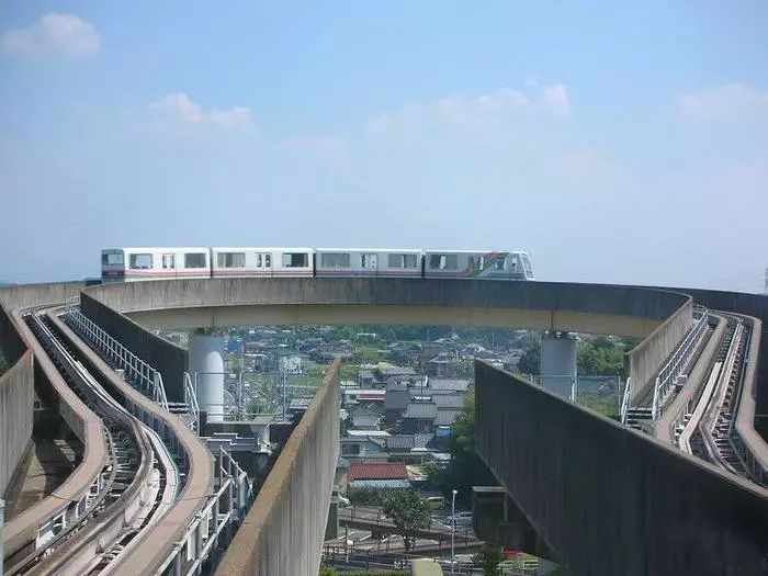 地鐵開到終點站怎么回去 地鐵開到頭怎么換方向的？