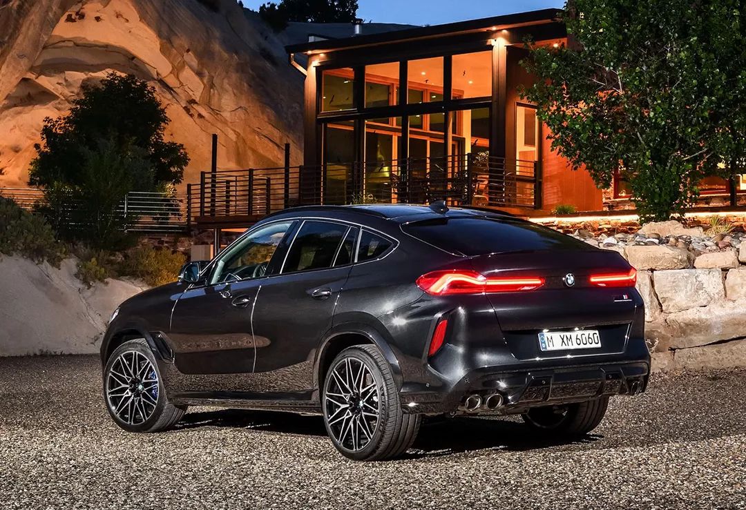 SUV推薦：內飾好看動力又猛的SUV，這就是男人們的夢想SUV?