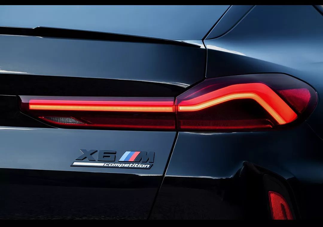 SUV推薦：內飾好看動力又猛的SUV，這就是男人們的夢想SUV?