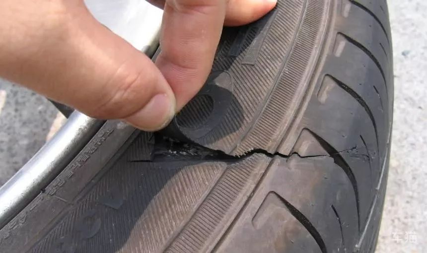 什么情況需要換輪胎 遇到這幾種情況要立馬換輪胎了