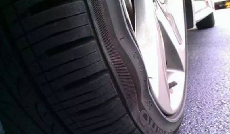 什么情況需要換輪胎 遇到這幾種情況要立馬換輪胎了