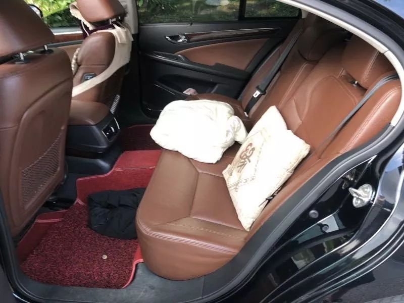 二手的紅旗能賣多少錢？保值不保值？