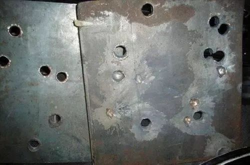 車門能擋住子彈嗎 電影里的“車門擋子彈”是真的嗎？