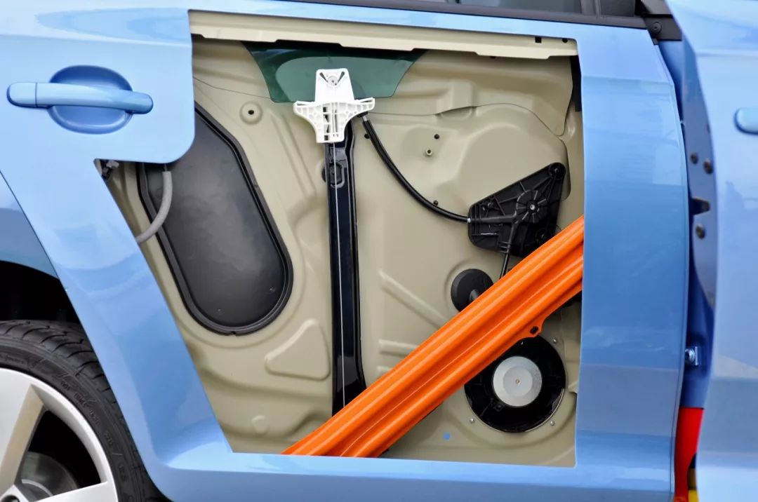 車門能擋住子彈嗎 電影里的“車門擋子彈”是真的嗎？