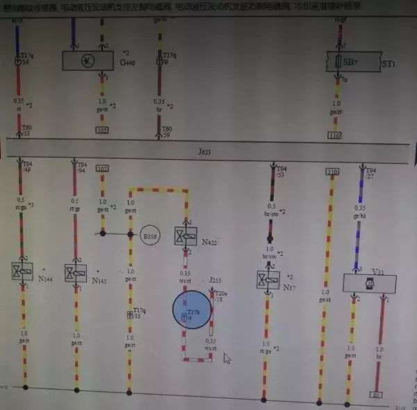 奧迪Q5行駛中發動機故障燈亮并且抖動后無法啟動，停一會又能正常起動。
