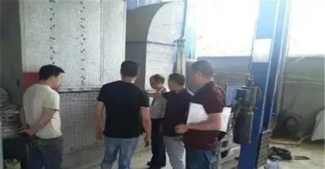 汽修廠露天堆放廢油桶，廠長被罰款判刑，你慌了嗎？