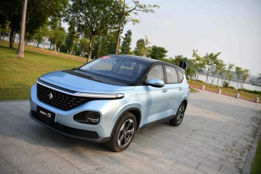 寶駿rm-5怎么樣？寶駿rm-5配置介紹能裝載、易操控 