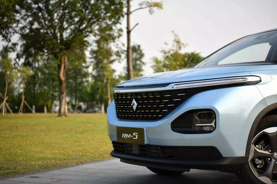 寶駿rm-5怎么樣？寶駿rm-5配置介紹能裝載、易操控 