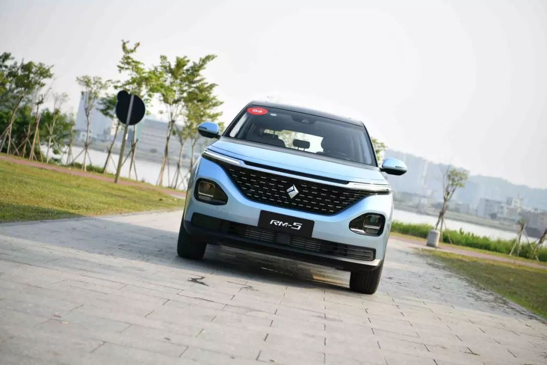 寶駿rm-5怎么樣？寶駿rm-5配置介紹能裝載、易操控 