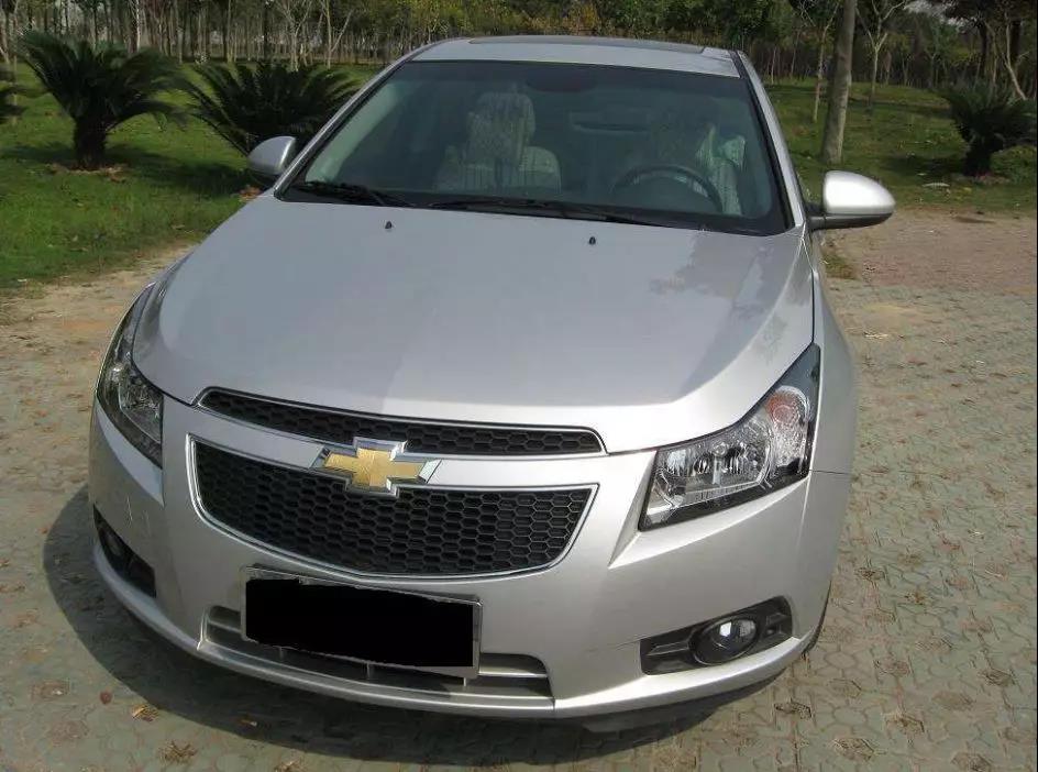 行駛過程中車子“突突突”一頓一頓的，加油沒反應故障碼是節氣門1-2