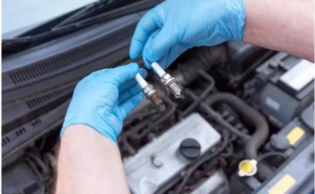 怎么判斷火花塞該換了呢？教你幾個(gè)小技巧
