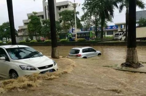 汽車涉水深度到底是多深？如何安全涉水？