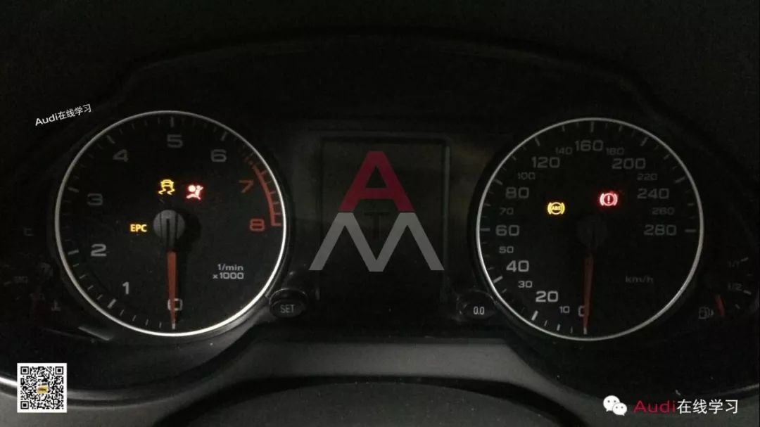 奧迪車型應(yīng)急搭電方法