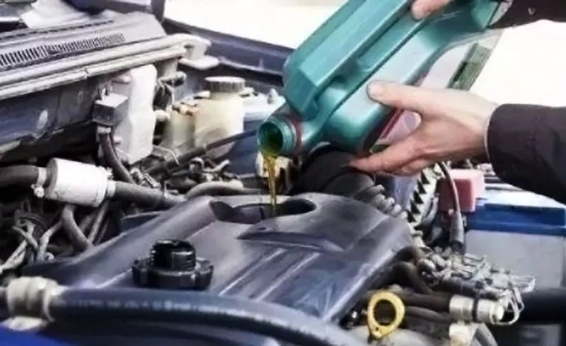 平時用車不注意這幾點，發(fā)動機離“拉缸”真不遠了