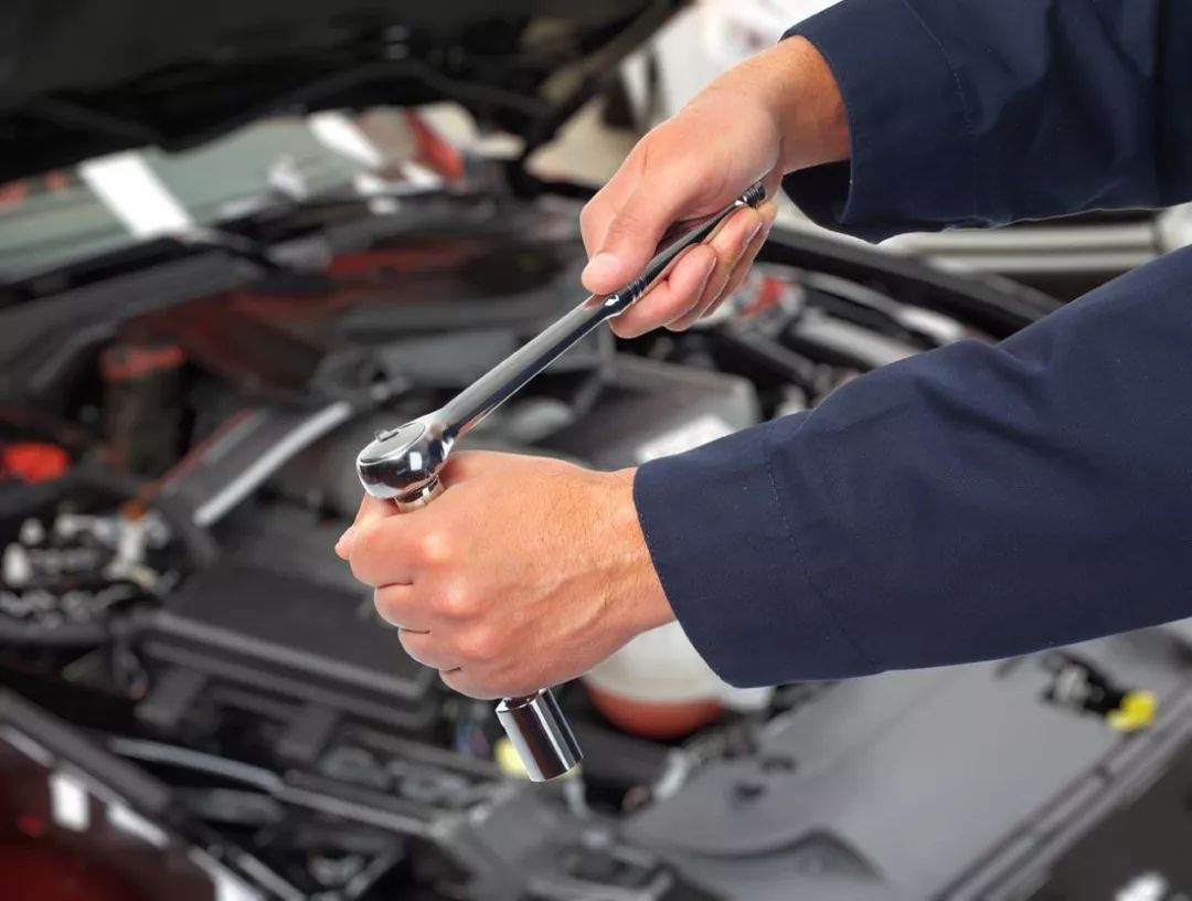 汽修師傅入行5年的心路歷程，太真實了！