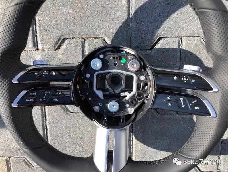 【全新奔馳S級方向盤實物曝光，可能會全系普及哦！】圖3