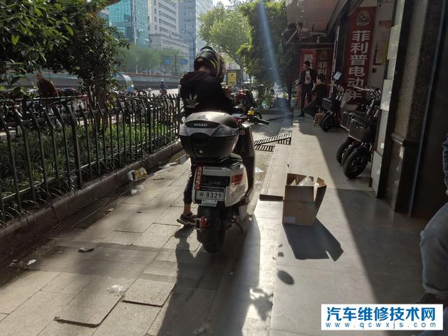 中華人民共和國(guó)物權(quán)法有規(guī)定自家雜物房放置幾輛電動(dòng)車嗎？