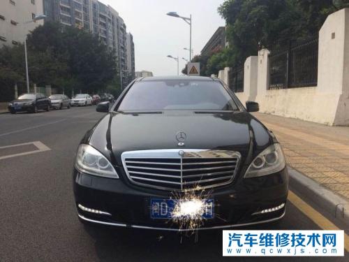 奔馳S350轎車換擋時存在明顯的沖擊感的故障檢修